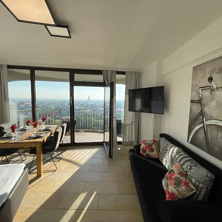 Hotelturm Апартаменты *